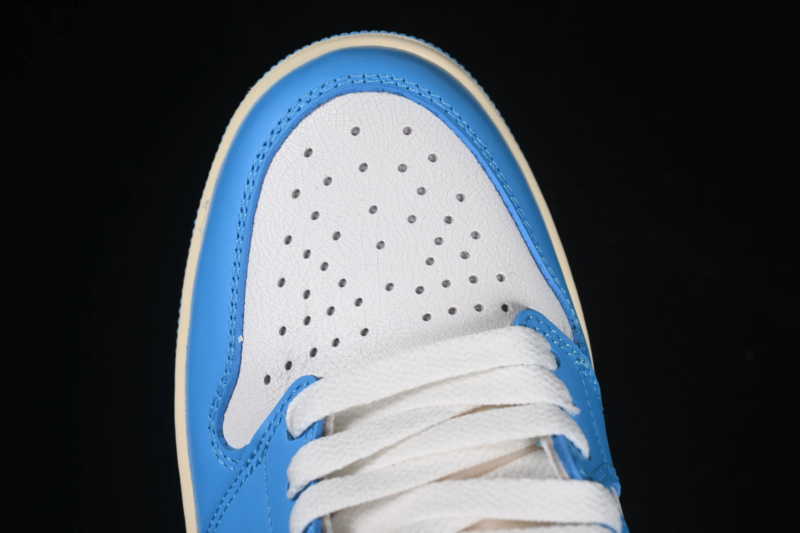 All categories Air Jordan Jordan series basketball shoes Air Jordan 1 High Air Jordan 1 High OG "UNC Reimagined" AJ1 Joe 1 distressed North Carolina blue DZ5485-402